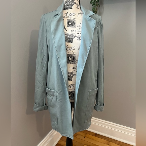 Athleta Minimalistic Eastbound Blazer - Picture 2 of 8